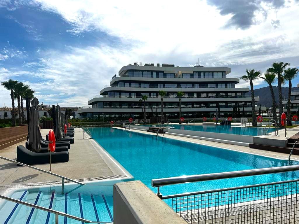 Piso bajo frente a la playa en Los ÁlamosTorremolinos. F&A Homes