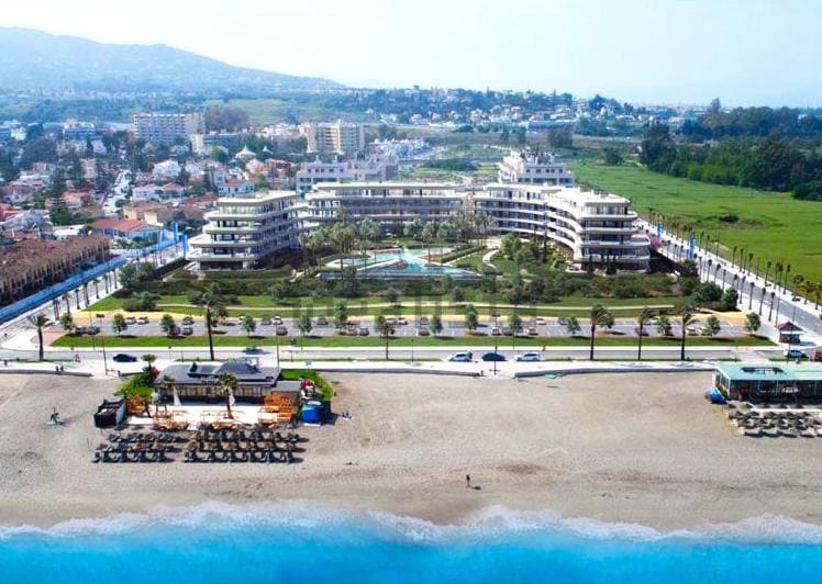 Piso bajo frente a la playa en Los ÁlamosTorremolinos. F&A Homes