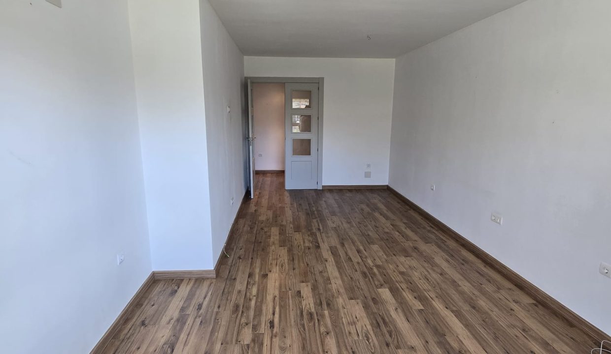 WhatsApp Image 2025-04-22 at 17.22.02 (2)