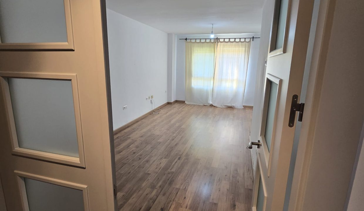 WhatsApp Image 2025-04-22 at 17.22.02 (5)