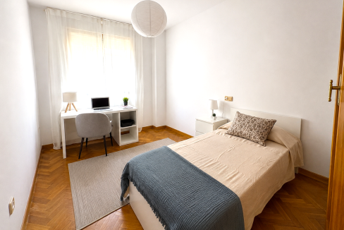 Dorm 2 op 2